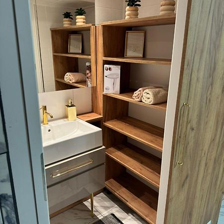 Apartament Lena แชมิตช์ ภายนอก รูปภาพ