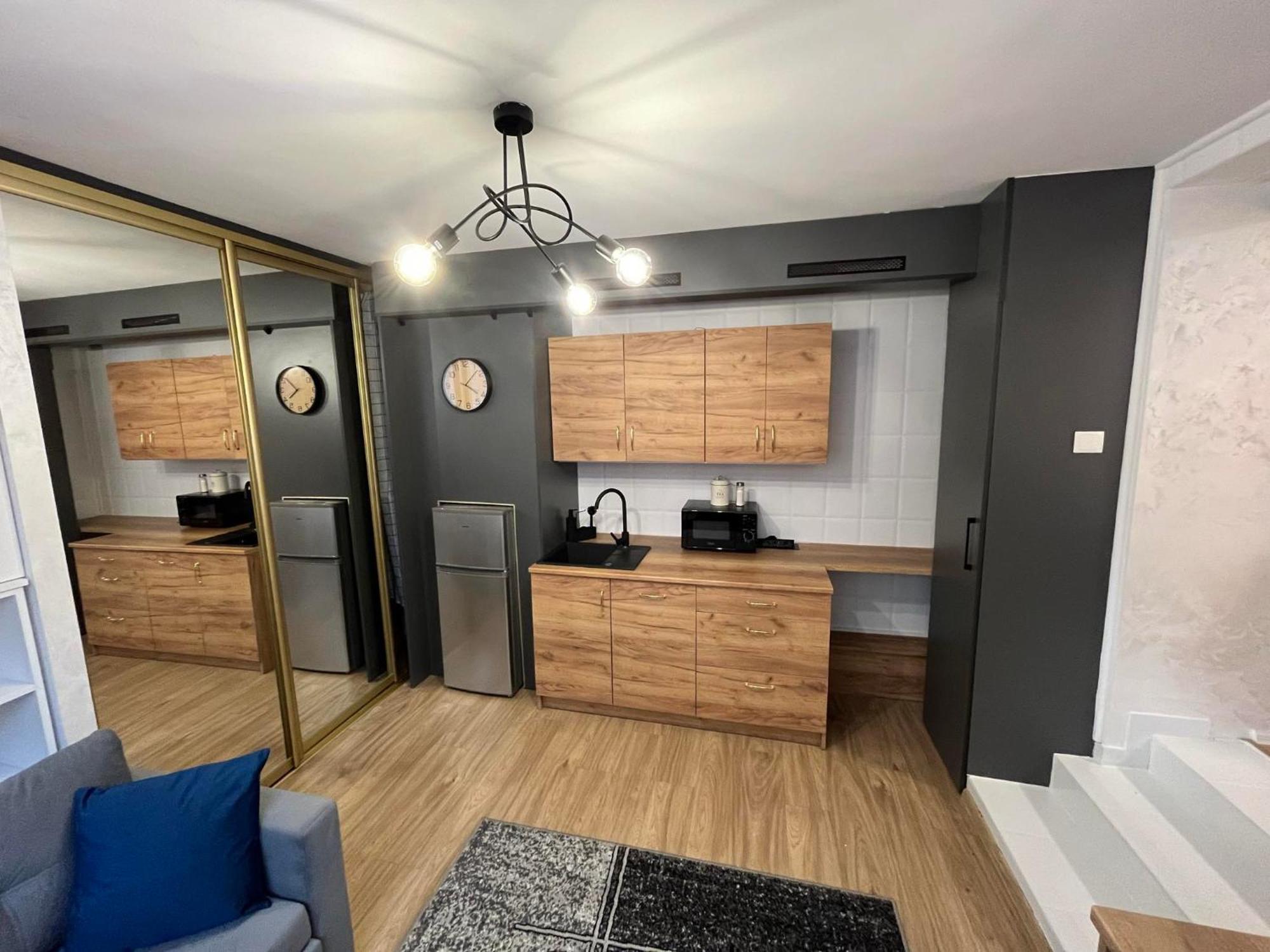 Apartament Lena แชมิตช์ ภายนอก รูปภาพ